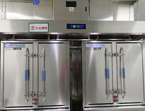 大型食堂廚具廚房設(shè)備廠家告訴你廚房水蒸氣大會(huì)對(duì)油煙凈化器產(chǎn)生影響嗎